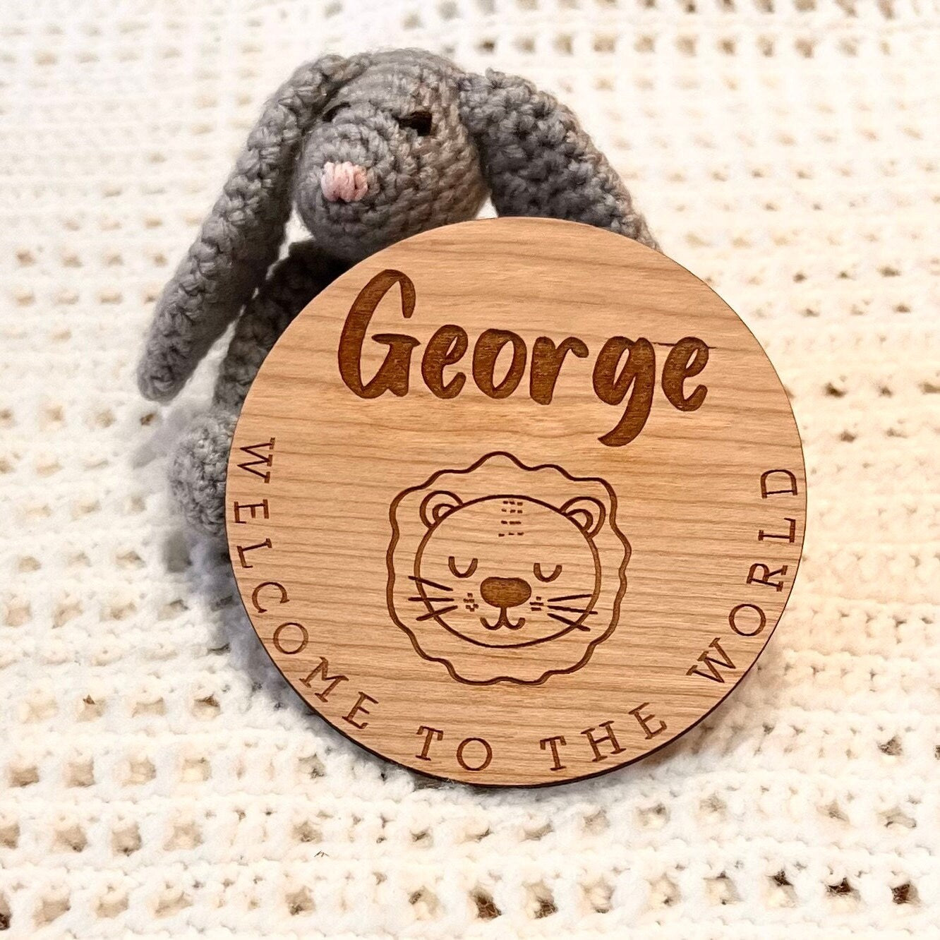 Welcome to the World Personalised Baby Sign - Baby Safari Decor - Safari Theme Nursery - Baby Announcement Prop - Engraved Gift for New Baby
