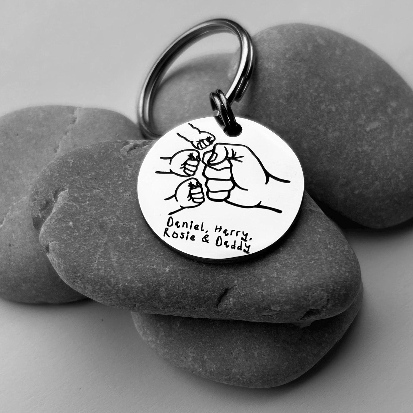 Daddy Keyring, Gift for Daddy, Dad Gift, Fist Keyring, Personalised Keyring, Christmas Gift for Daddy Dad Grandad, Dad Keyring, Grandad Gift